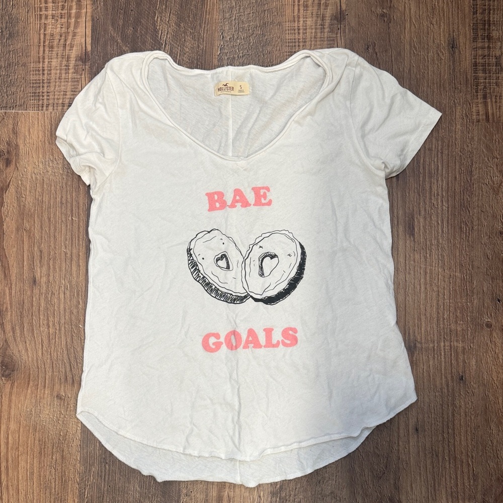 White Hollister Graphic Tee